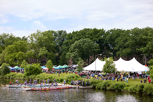 The 45th Boston Hong Kong Dragon Boat Festival attracted over 20,000 revellers. The HKETONY is the naming sponsor for the festival. 